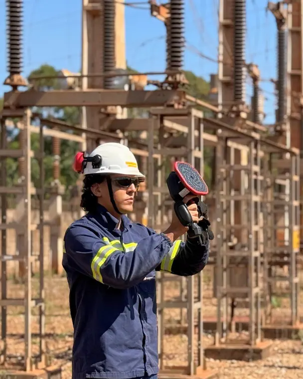Inspeção termográfica em equipamentos de subestação.