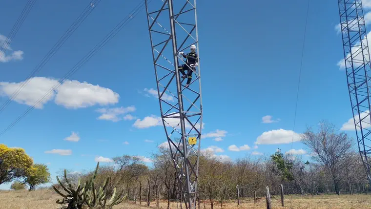 Simulado de ocorrência com choque elétrico.