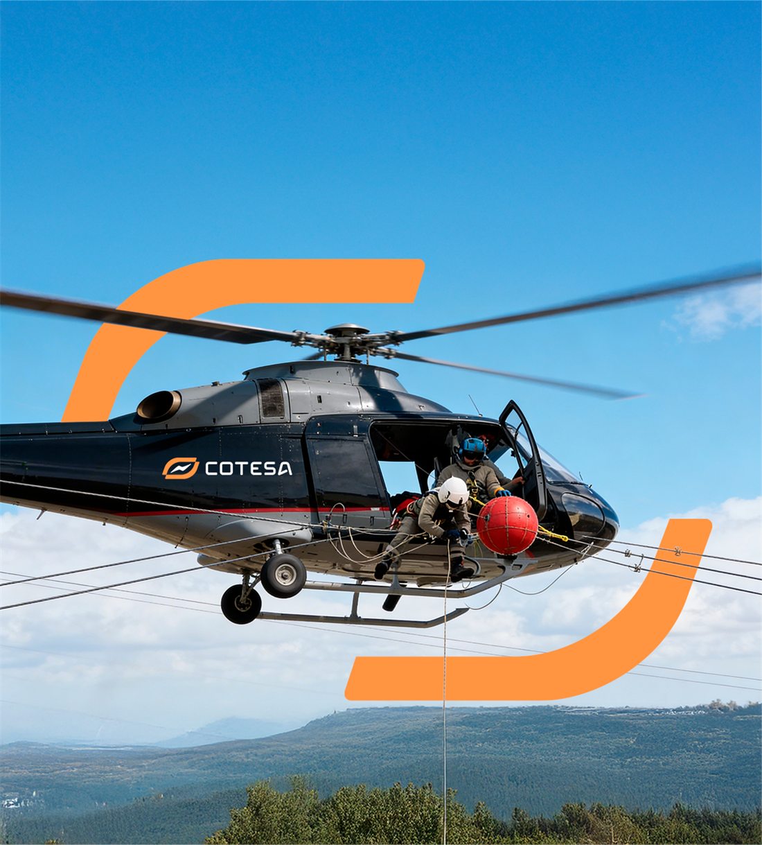 Helicóptero da COTESA em serviço especial de instalação de esferas de sinalização